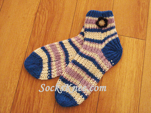 Blue Lavender White Women's Knit Sock with Non-Slip Sole