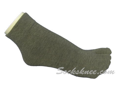 Split Toed Gray/Grey Ankle High Toe Socks
