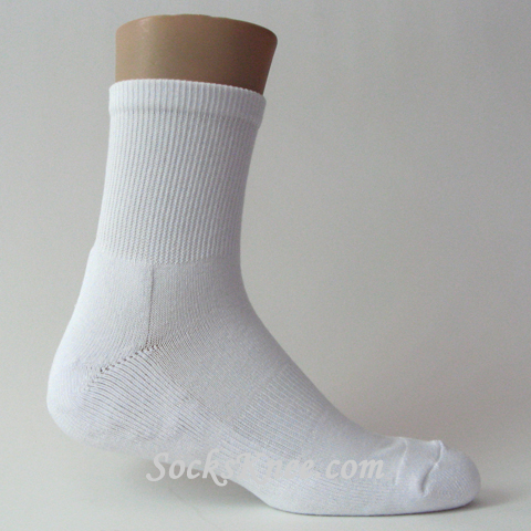White Premium Quality Quarter/Crew High Basketball/Sports Socks - Click Image to Close