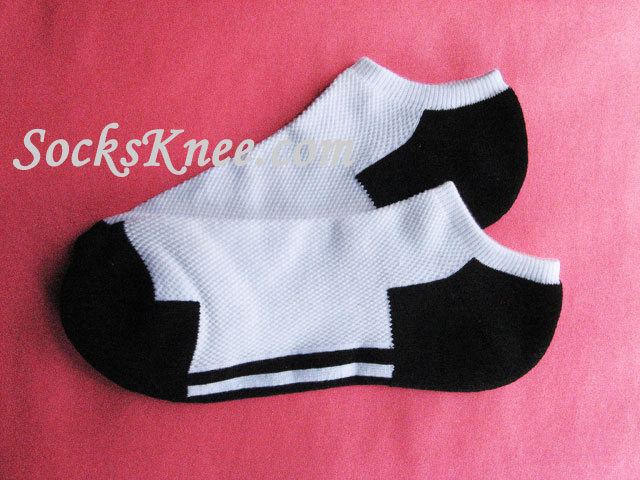 White with Black Striped No Show Socks for Walking - Click Image to Close