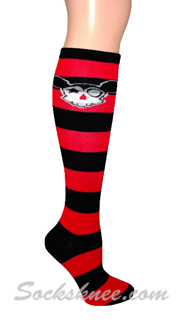 Striped Cute Anime Skull Knee High Socks - Red / Black - Click Image to Close